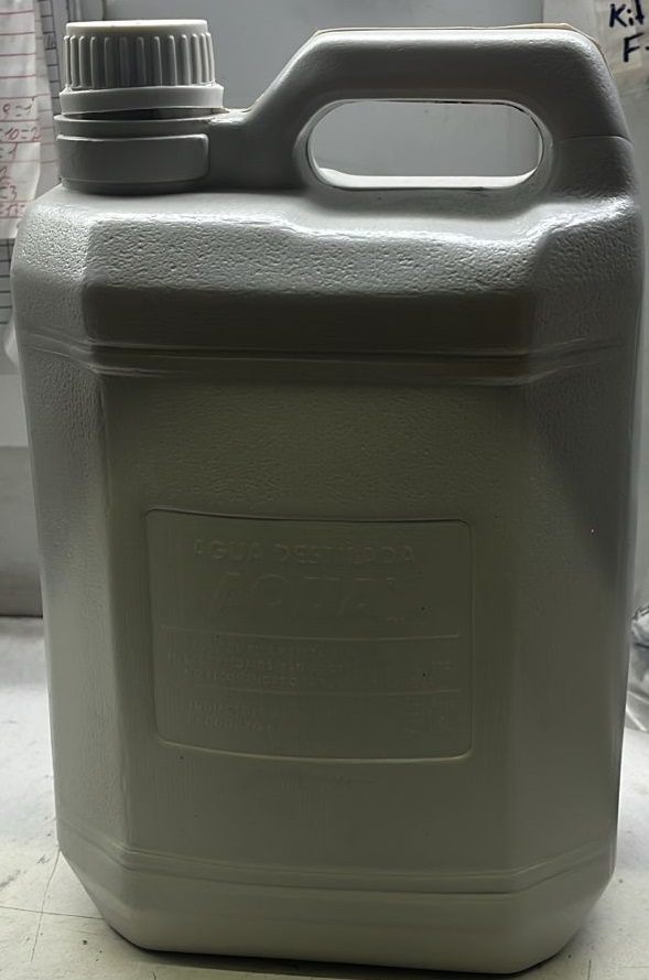 AGUA DESTILADA POR 5 LITROS